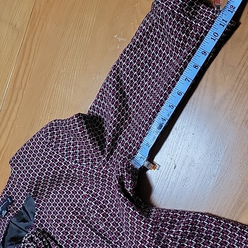 Feminine Tweed Blazer - Picture 10 of 10